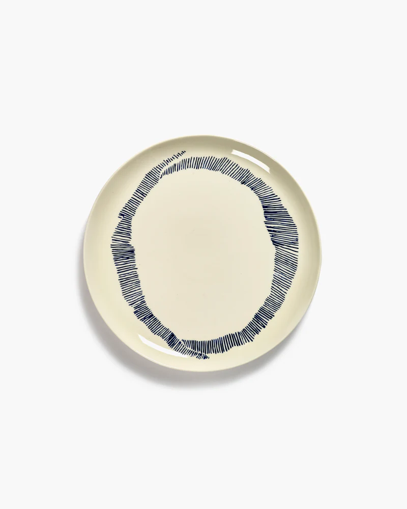 Dinner plate white swirl - blue stripes Feast